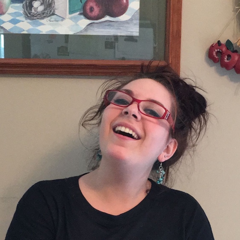 Meet your Posher, Justine